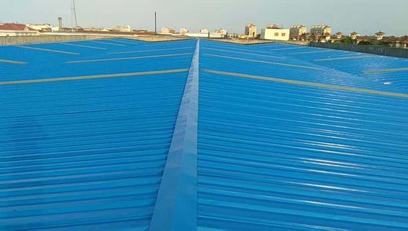 寧波遠誠設備制造有限公司廠房彩鋼瓦翻新案例 寧波遠誠設備制造有限公司廠房彩鋼瓦翻新案例